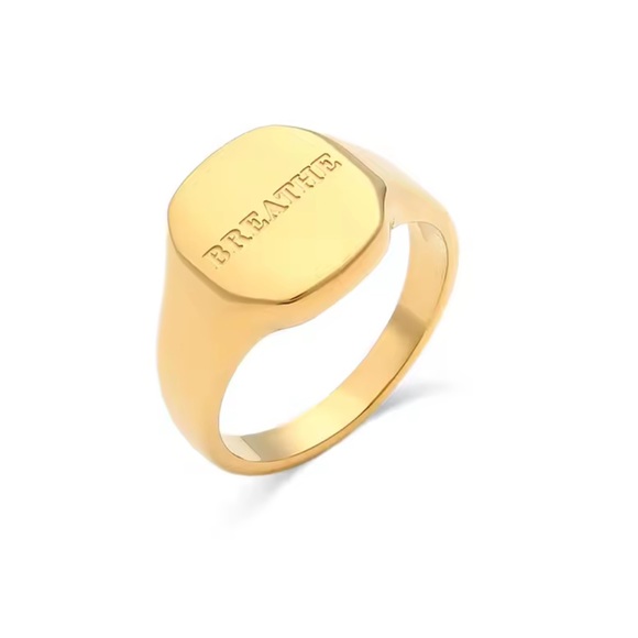 Neiman Marcus Jewelry - 14k “Breathe” Signet Ring